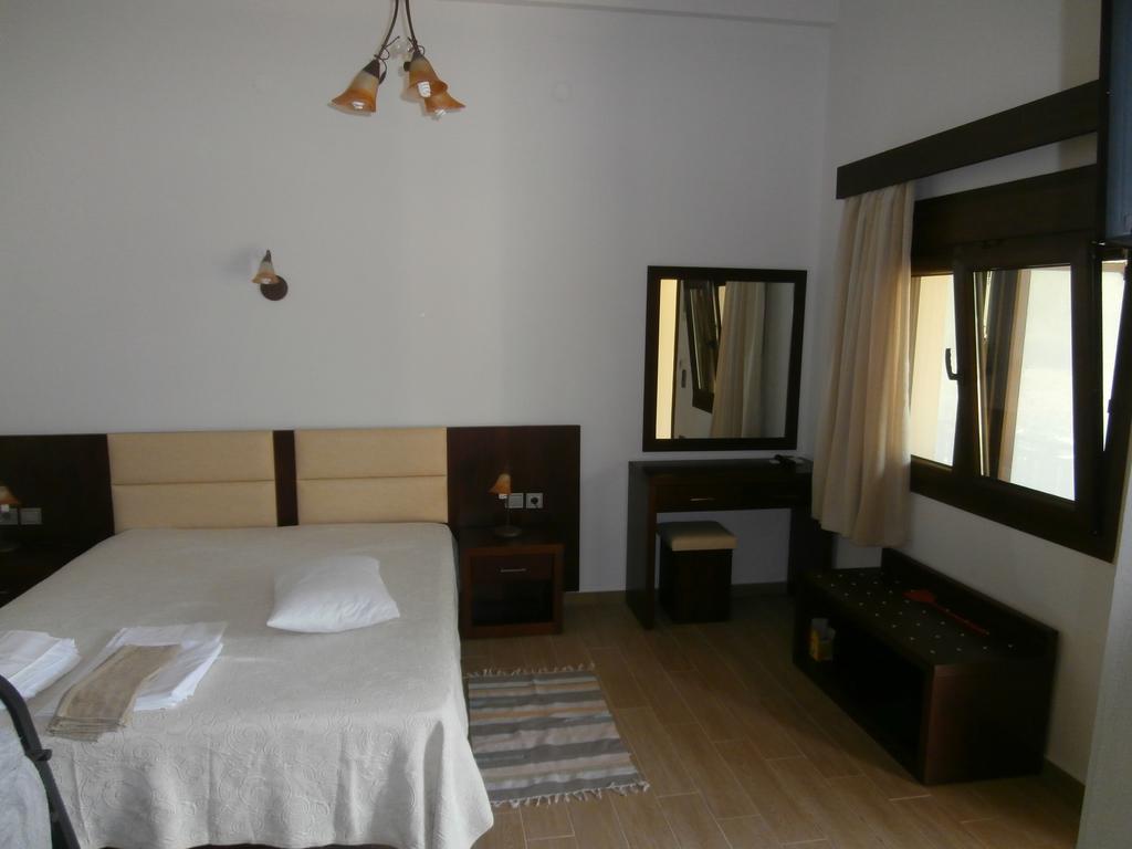 Villa Barouti Koinira Chambre photo